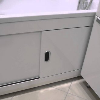 Екран за баня