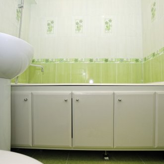 Екран за баня