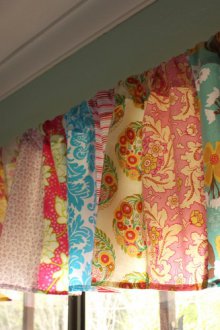 Завеси в стил Прованс с ламбрекен