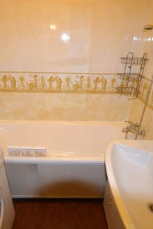 Пластмасова плочка