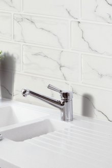 Пластмасова плочка