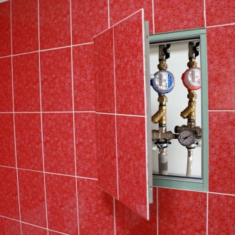 Люк за водопроводни тръби