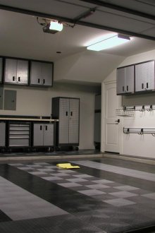 Гаражни стелажи