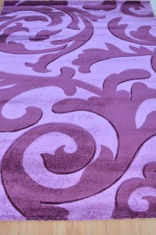 Лилава лъскава врата