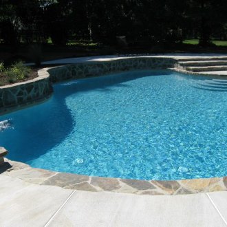 Светеща плочка в двора на къщата