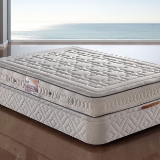 Високотехнологичен диван с висок гръб