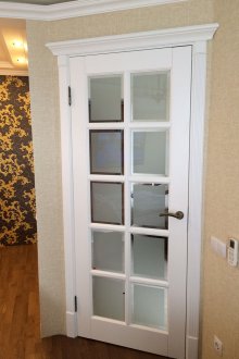 Лицево стъкло на вратата