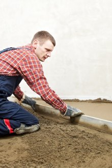 Черешова врата в интериора на апартамента