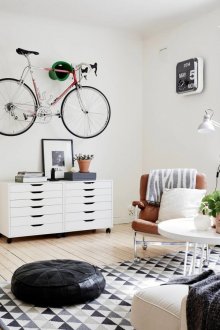 Бял тапет с модел в скандинавския интериор