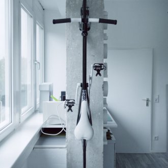 Поддържане на мотора на стената на апартамента