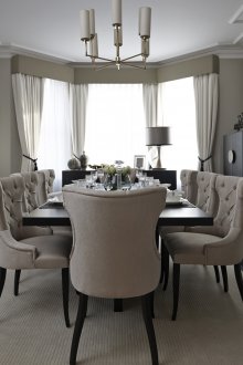 Лъскава врата в апартамента