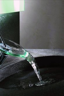 Стъклена врата за акордеон