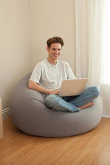 Сгъваема маса в апартамента