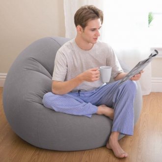 Сиво легло на стола