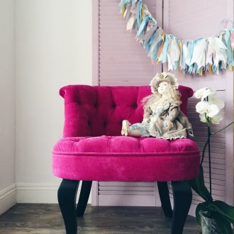 Розов половин стол