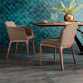 Сив полу-стол