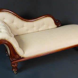 Кутия в класически стил