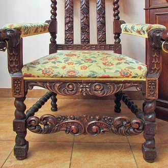 Античен часовник с кукувици