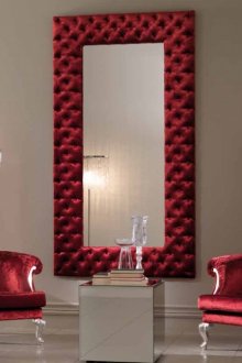 Червен трон