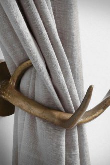 Eco style curtain grip