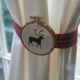 Embroidery curtains