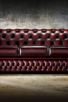 Кожен диван Честърфийлд