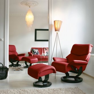 스칸디나비아 인테리어의 안락 의자