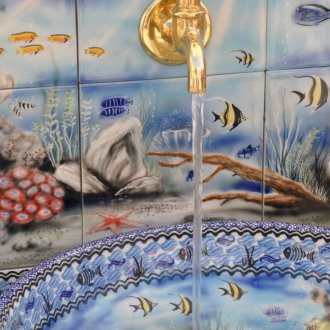 Фото плочка около мивката