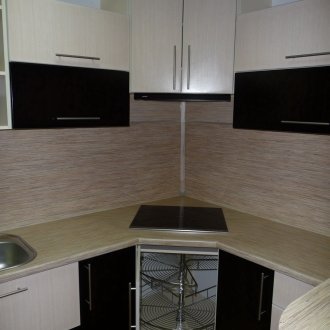 Вградена ъглова качулка