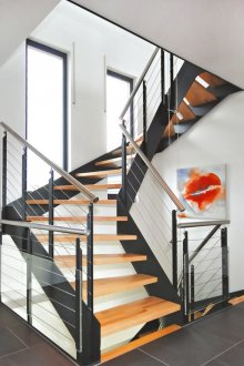 Март стълбище от метал