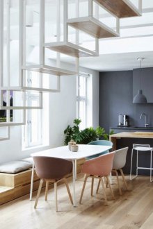 Wall cabinet for bathroom