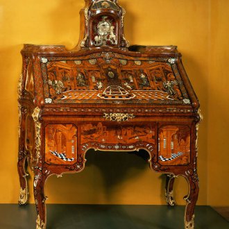 Диван от френски рококо