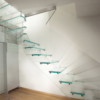 Пепелна врата със стъкло