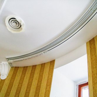 Полукръгла завеса