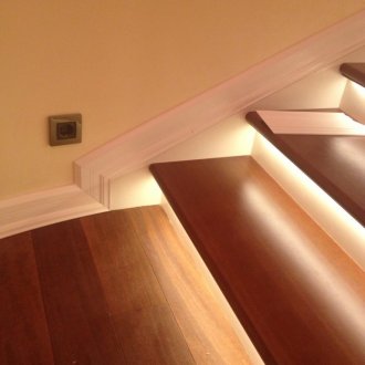 LED осветление на стълбището