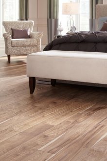 Дъбов ламинат