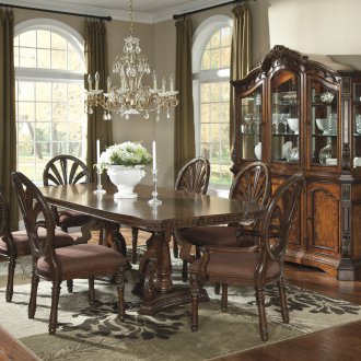 Резбована дъбова врата