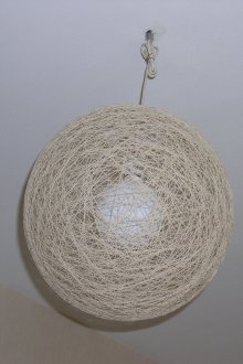 Топка за полилей на нишка