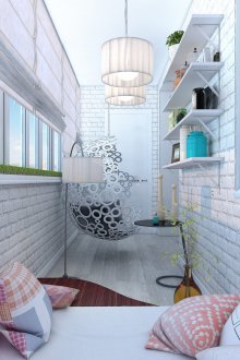 Оригиналният дизайн на балкона в ярки цветове