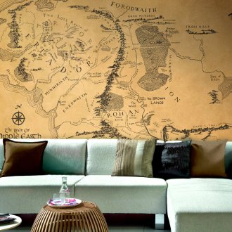Карта на Средната земя в декора на хола