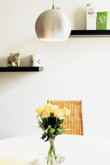 Черни пластмасови кухненски рафтове