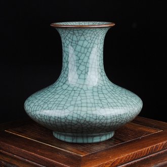 Craquelure Vase Decor