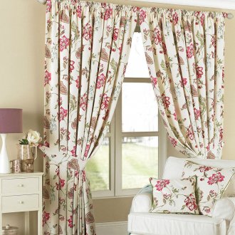 Памучни завеси с цветя