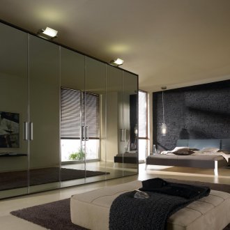 Шкаф за люлка с огледало