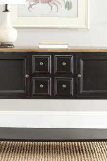 Черен скрин с лек плот