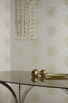 Порцеланова плочка с геометричен модел в коридора