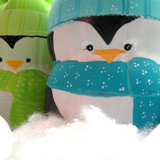 Пингвини от пластмасова бутилка