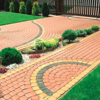 Декор на входната врата от ковано желязо