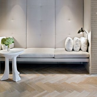 Тониран паркет под избелен дъб