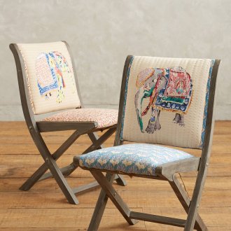 Warmer Stuck im ethnischen Artschlafzimmer